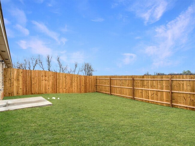 Building Photo - 206 Gray St