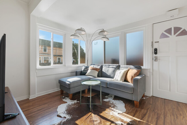 View of living room from bedroom - 504 Pacific Ave