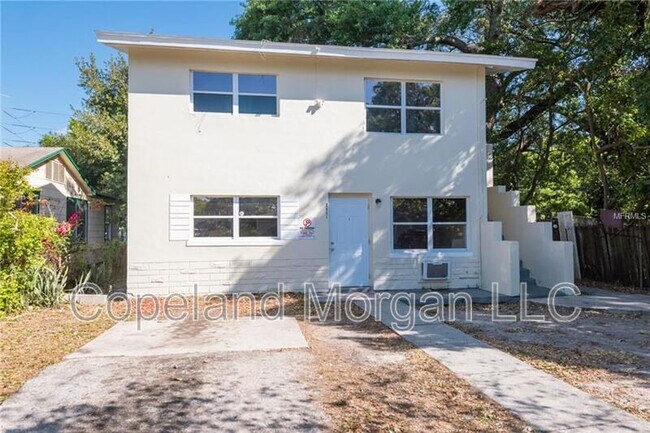 Building Photo - 2951 6th Ave S