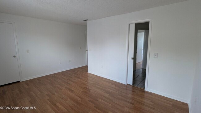 Building Photo - 174 San Juan Cir