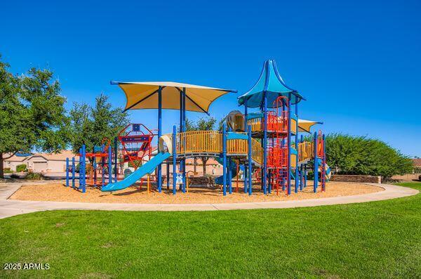 Building Photo - 18131 W Port Royale Ln