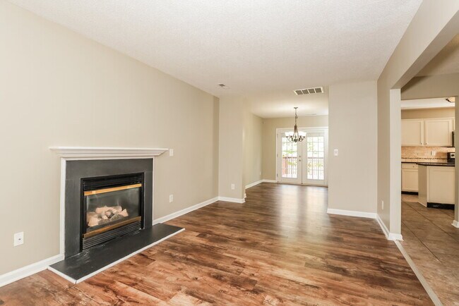 Building Photo - 5209 Carriage Woods Dr