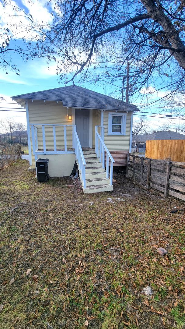 Primary Photo - Studio Apartment in Fort Worth