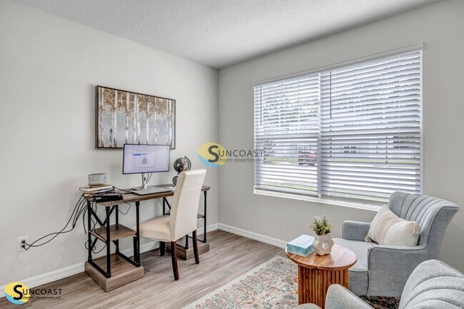 Building Photo - 6426 Sweetbay Ln