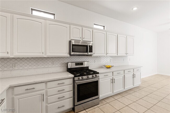 Building Photo - 29 Gladewater Dr