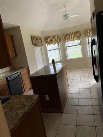 Building Photo - 1636 Ariel Dr