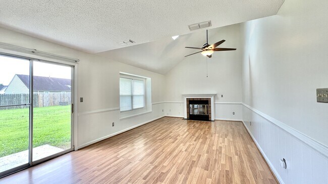 Building Photo - 1311 Copper Stone Cir