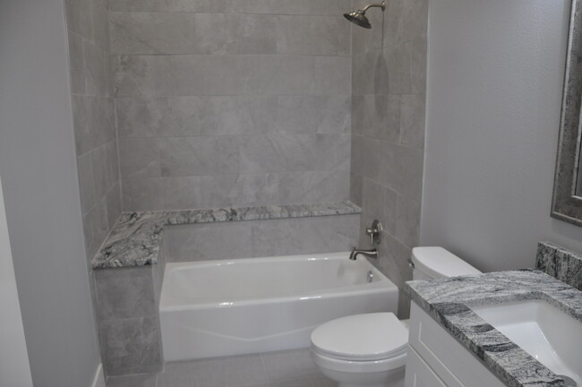 Bathroom#3 - 22108 Moulin Dr