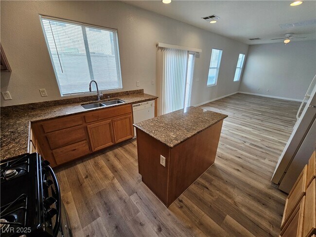 Building Photo - 4412 Bacara Ridge Ave