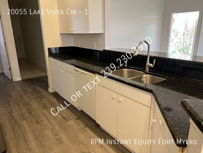 Building Photo - 20055 Lake Vista Cir