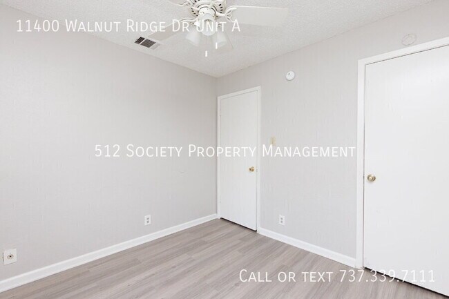 Building Photo - 11400 Walnut Ridge Dr