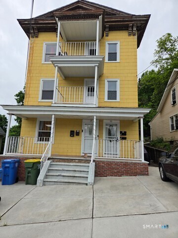 Building Photo - 19 Sprague St