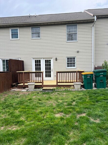 Building Photo - 4171 Kittatinny Dr