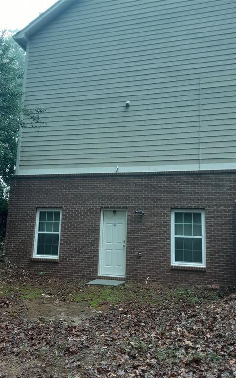 Building Photo - 2532 Lois Ct