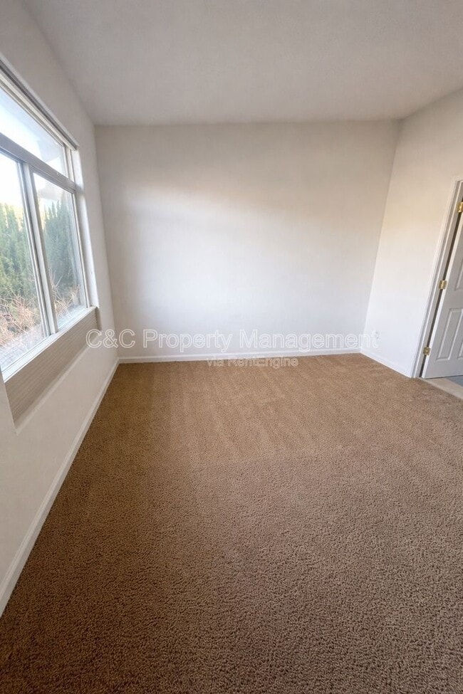 Building Photo - 25106 Angelina Ln