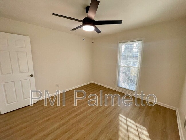 Building Photo - 2816 Wales Rd