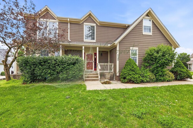 Building Photo - BEAUTIFUL HOME AVAILABLE NOW!!