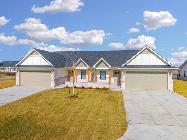 Building Photo - *Beautiful New Duplexes in Goddard School ...