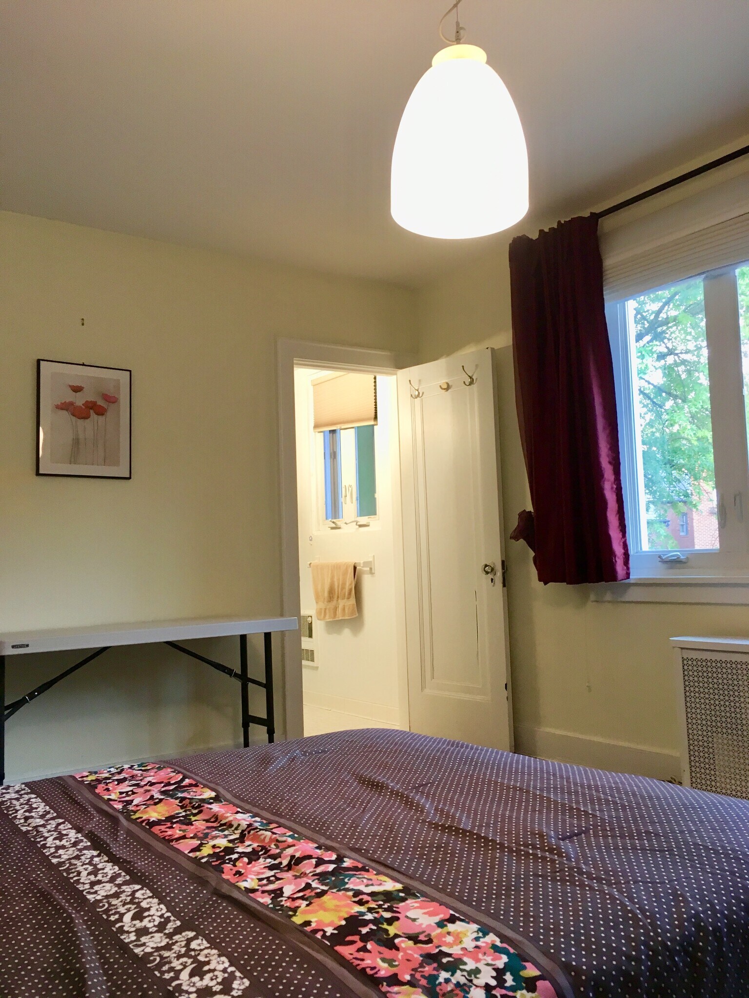 masterbedroom with private bath - 5463 Fair Oaks St