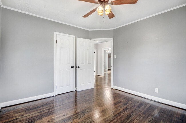 Building Photo - RENOVATED 2 BR, 1.5 BA W/ DETACHED GARAGE/ STORAGE - PIKEVILLE SCHOOLS