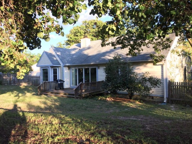 Building Photo - 210 Suffolk Dr