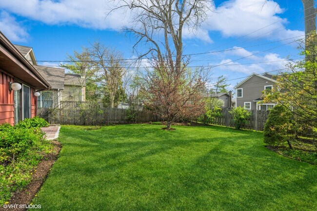 Building Photo - 1317 Ferndale Ave