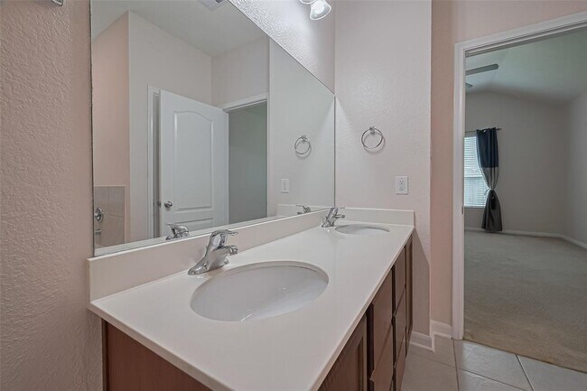 Building Photo - 28522 Cabrera Hill Ln