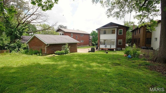 Building Photo - 7333 Lindell Blvd