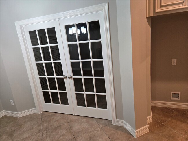 Building Photo - 3910 Champion Creek Ln