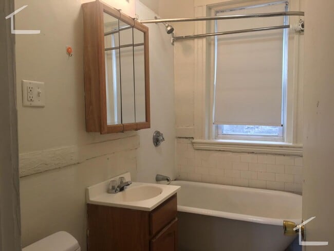 Building Photo - 1175 Boylston St