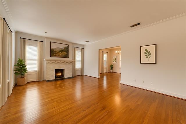 Building Photo - 6155 Richmond Ave