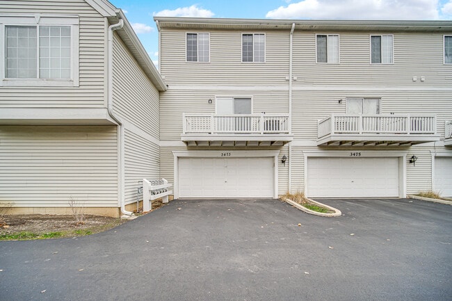 Building Photo - 3473 Ravinia Cir