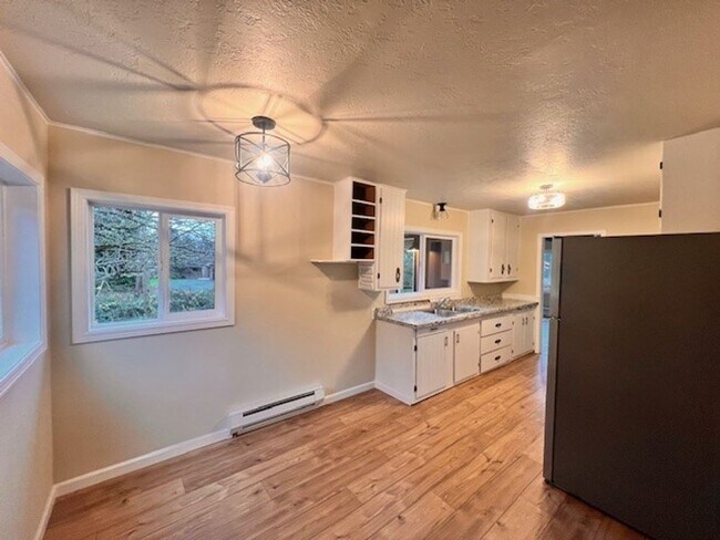 Building Photo - 2167