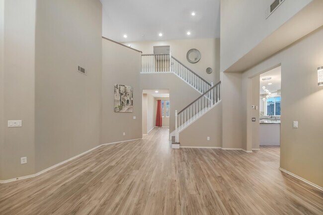 Building Photo - 79910 Camden Dr