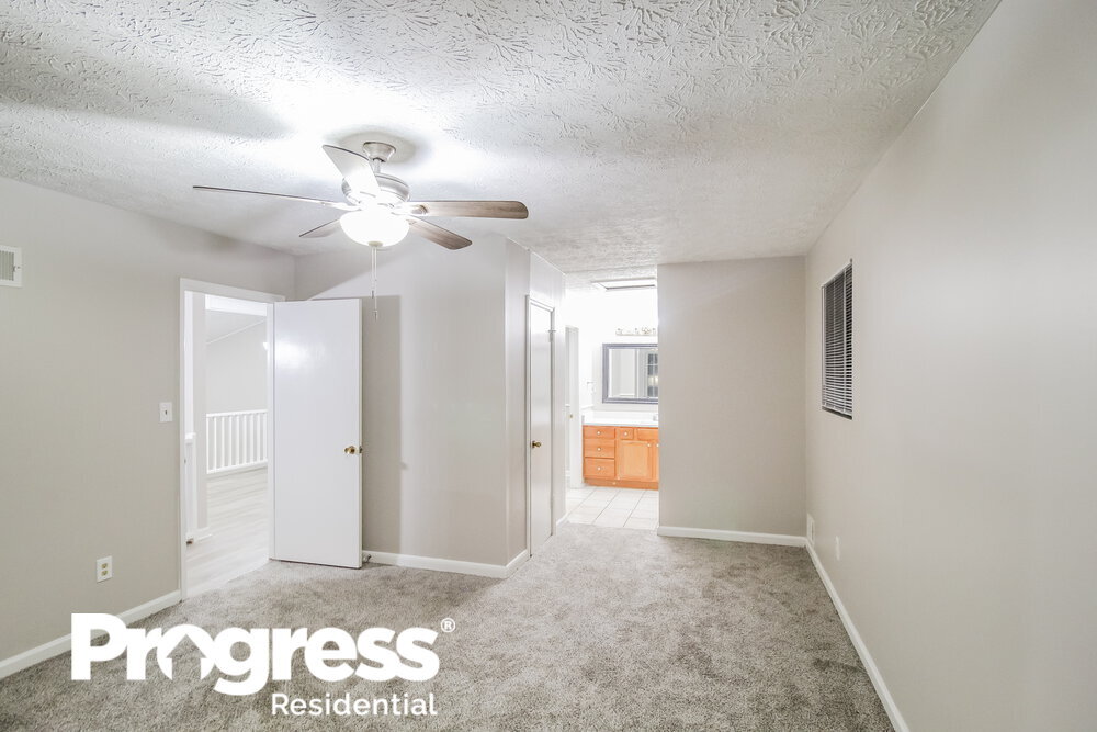 Building Photo - 6875 Fielder Ct