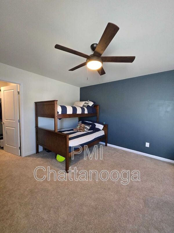 Building Photo - 8631 Briar Rose Pl