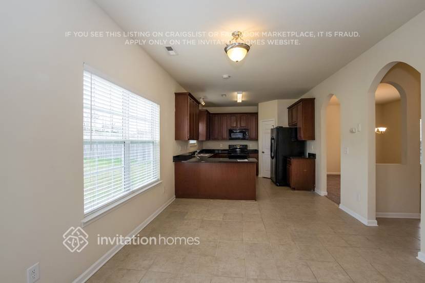 Building Photo - 1004 Oakstone Dr
