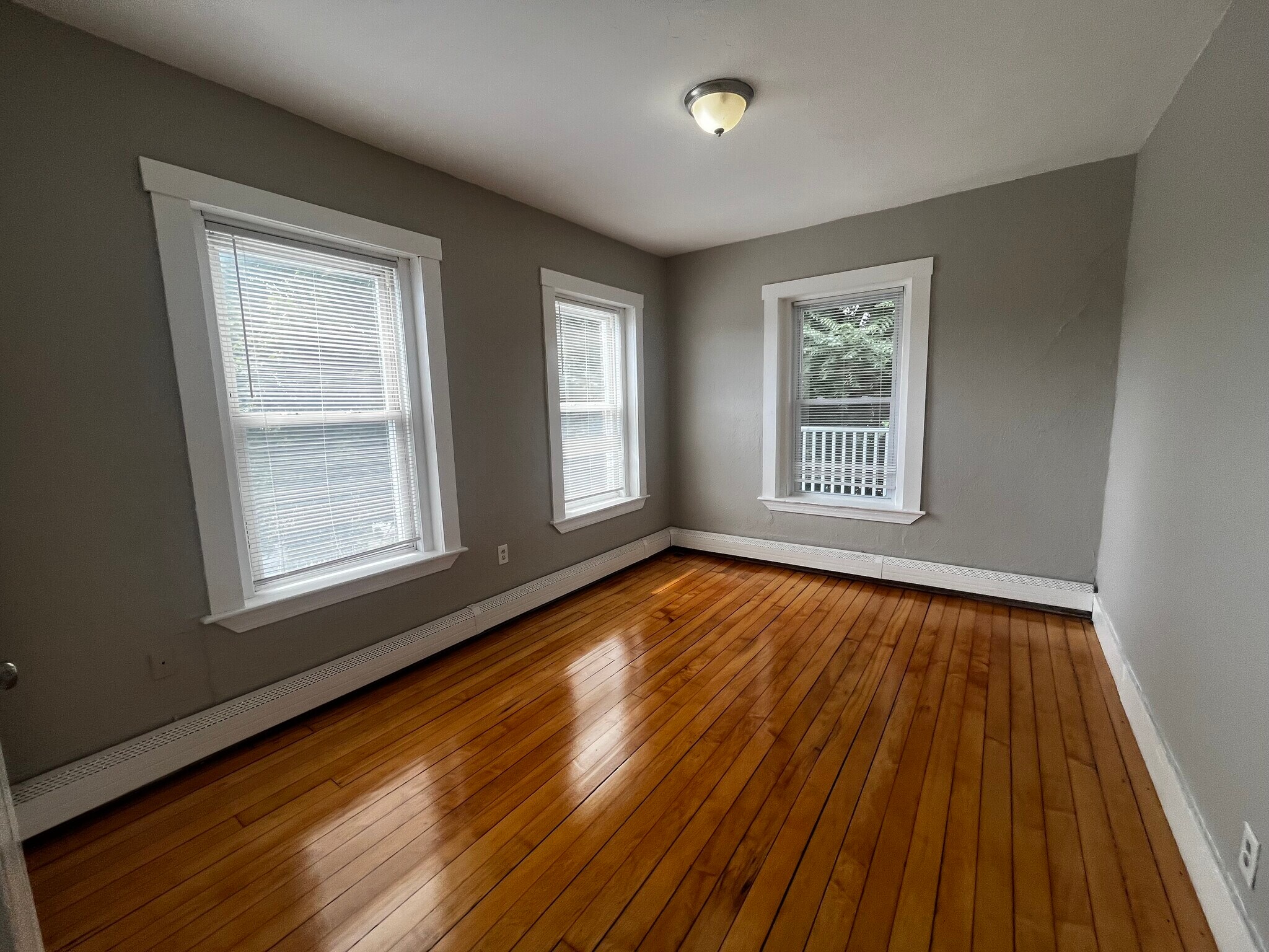 Building Photo - 270 Bowdoin St