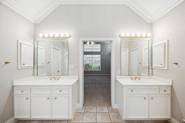 Building Photo - 3609 Timberside Cir Dr