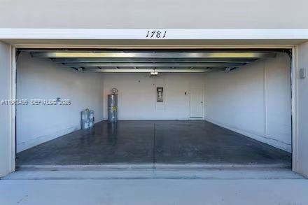 Building Photo - 1781 SW Cinema St