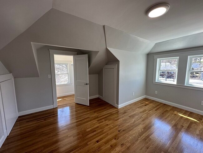 Building Photo - 35 Trapelo Rd