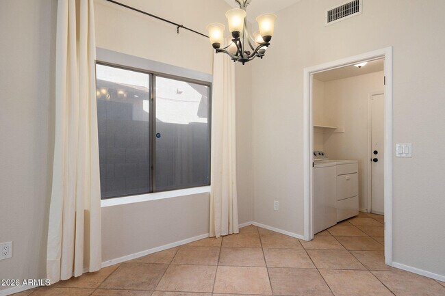 Building Photo - 4230 E Saltsage Dr