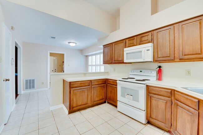 Building Photo - 15114 Mira Vista Dr