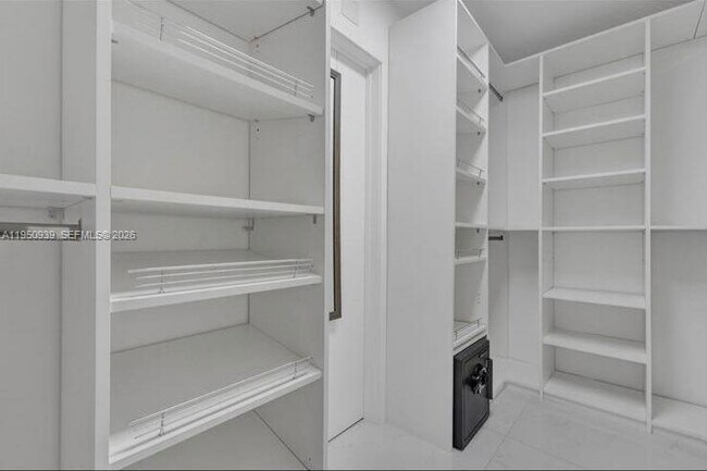 Building Photo - 5140 N 37th St