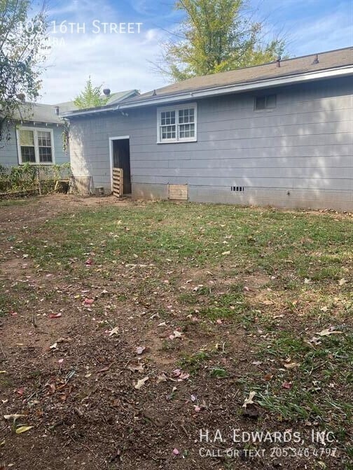 Building Photo - 103 16th St