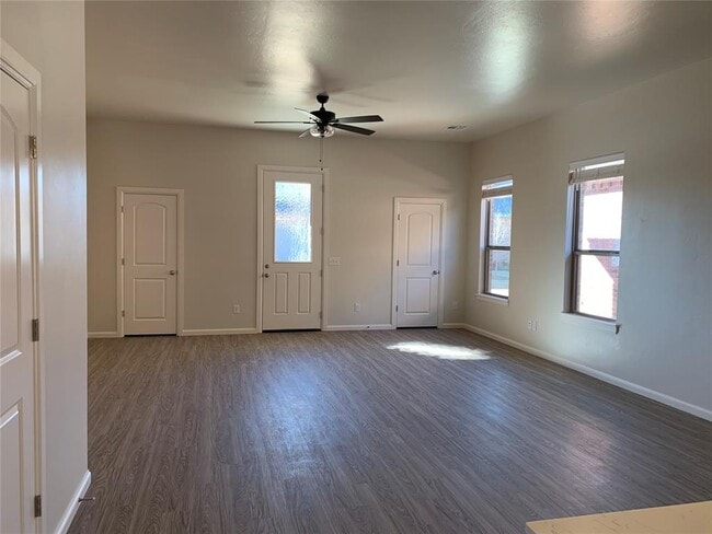 Building Photo - 4607 Enclave Dr