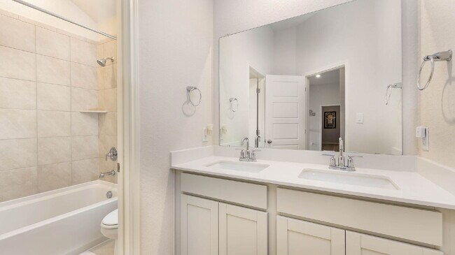 Building Photo - 1318 Arcadian Rose