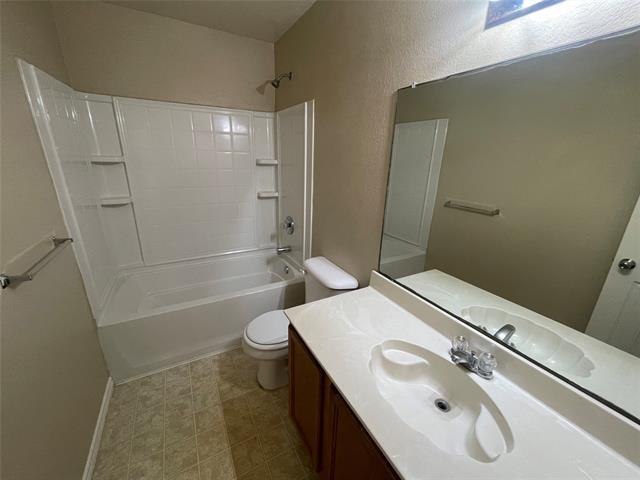 Building Photo - 1015 Graystone Dr