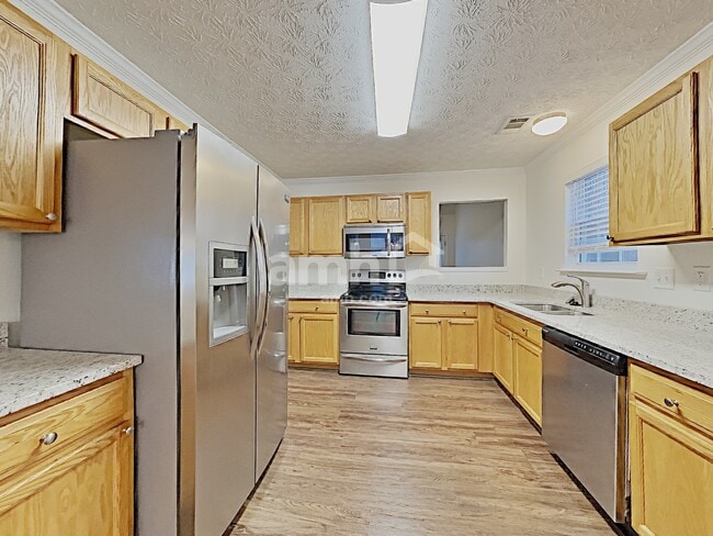 Building Photo - 3503 Madison Farm Way