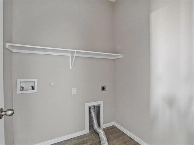 Building Photo - 9805 Summerton Dr